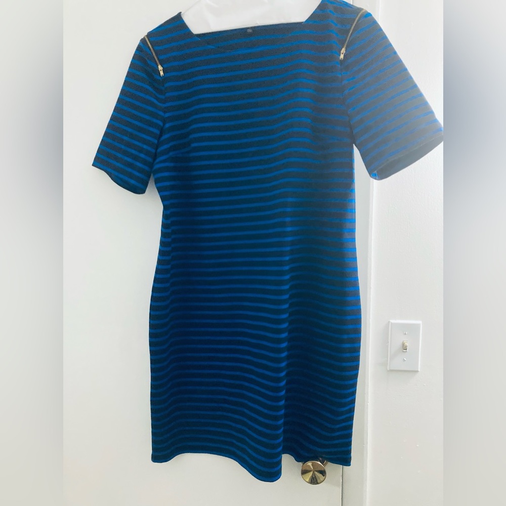 Striped black and blue casual dress. Size XL. Cotton spandex.